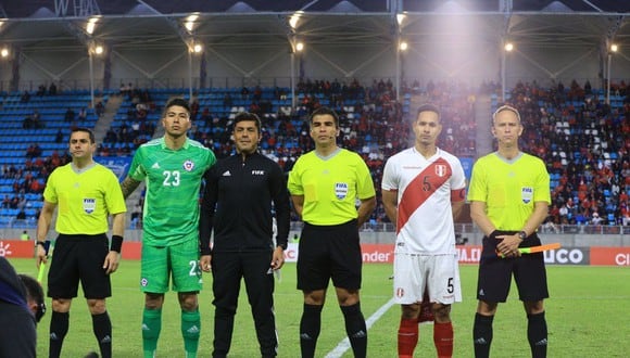 La Selección Peruana Sub-23 en amistoso a su similar de Chile. (Foto: @SeleccionPeru)