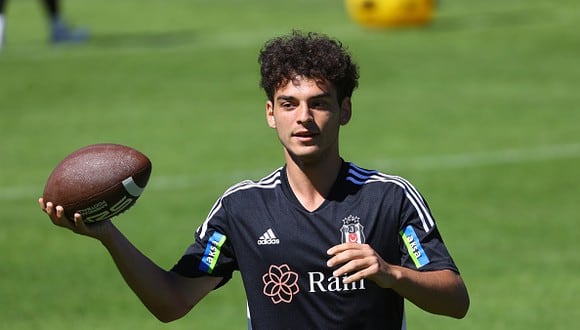 Emirhan Delibas tiene 21 años y juega como volante en el Besiktas de Turquía. (Foto: Getty Images)