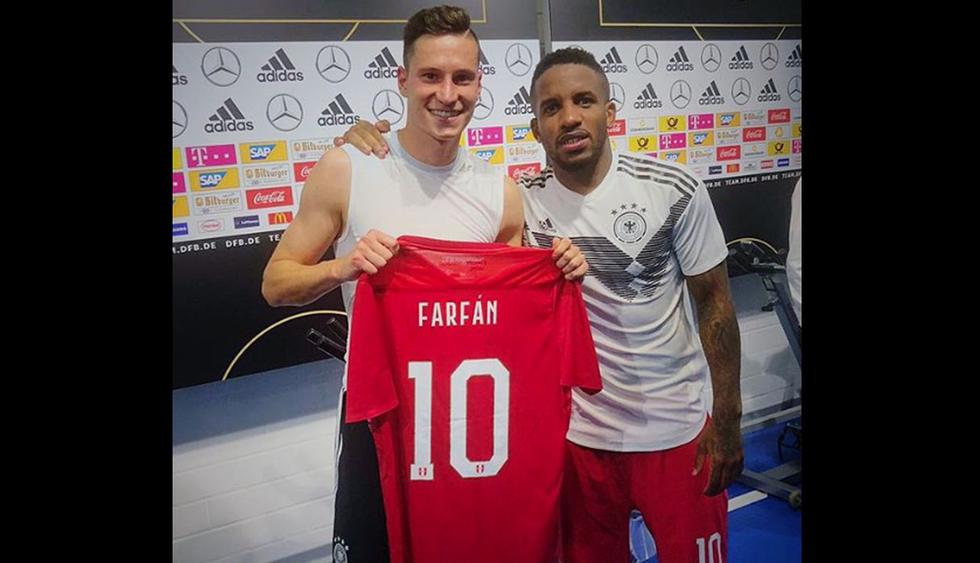 Selección Peruana: Julian Draxler esperó a Jefferson Farfán al final del partido para pedirle su camiseta (Instagram)