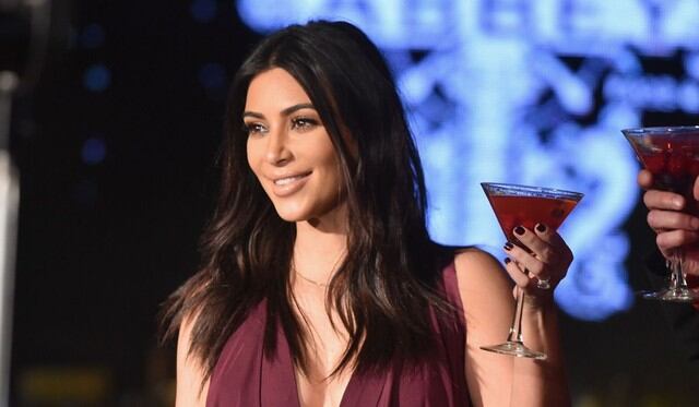 Kim Kardashian compartió una foto que le tomaron hace muchos años. (AFP)