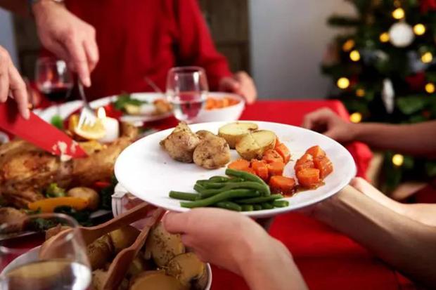 Consejos para tener una alimentación saludable en fiestas de fin de año.