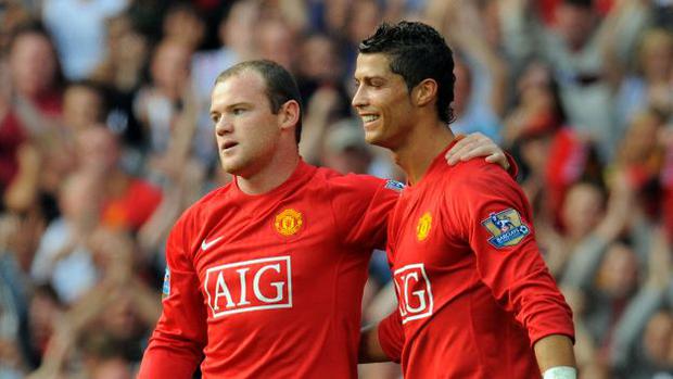 Wayne Rooney y Cristiano Ronaldo fueron compañeros en Manchester United durante cinco temporadas. (Foto: AFP)