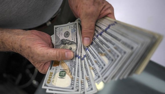 ¿Cuál es el precio del dólar en México para este miércoles 24 de agosto? (Foto: AFP).
