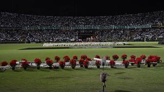 Por la paz: 71 palomas volaron en Atanasio Girardot en honor a Chapecoense