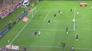 Por falta en jugada previa: el VAR le anuló gol a José Rivera en el Universitario vs. LDU de Quito