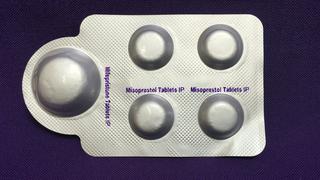 Estados Unidos aprueba venta de pastillas abortivas en farmacias: conoce cuáles son los requisitos