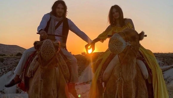 Mario Cimarro y su novia Bronislava Gregušová disfrutan vacaciones en Turquía. (Foto: Instagram/bronigregus)