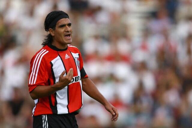 Ariel Ortega | El ex de River podía llegar tarde a un entrenamiento o directamente no presentarse por salir la noche anterior a beber alcohol. (Getty)