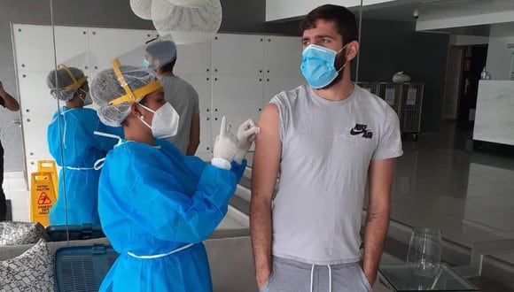 Jugadores de Alianza Lima fueron vacunados contra la influenza.