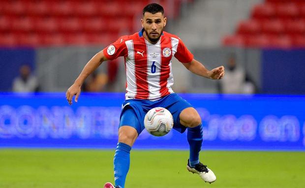Junior Alonso milita en el Krasnodar de Moscú y se perfila como uno de los titulares para el inicio de las Eliminatorias. (Foto: Selección Paraguaya)