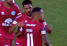 ¡Desde los pies de Bryan Reyna! Peruano estuvo en el gol de Jara para el 1-0 del Belgrano vs. Delfín