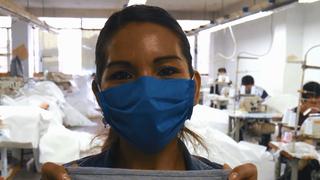 Manos peruanas: confeccionan 10 mil mascarillas de tela a base de botellas de plásticos [FOTOS]