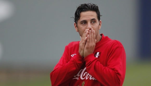 Claudio Pizarro jugó por última vez con la selección peruana en marzo del 2016 (Foto: AFP).