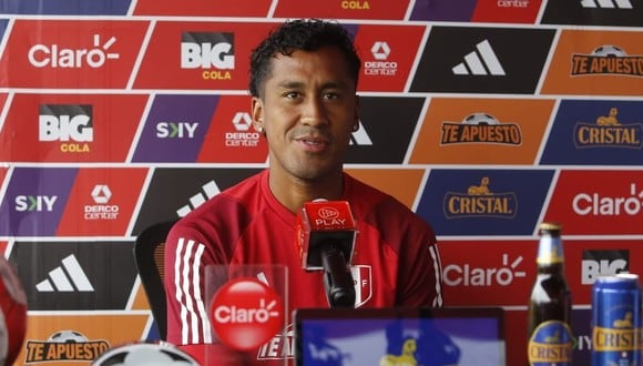 Renato Tapia destacó la jerarquía de Paolo Guerrero en la Selección Peruana. (Foto: Violeta Ayasta / GEC)