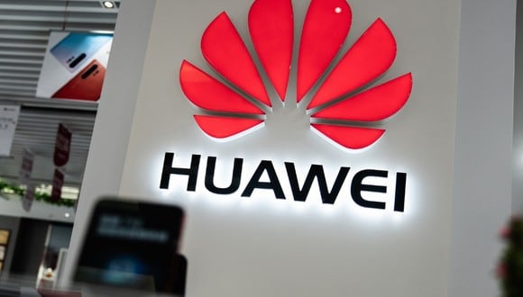 Huawei responde a Google sobre la advertencia de descargar sus apps sin la Play Store (AFP)