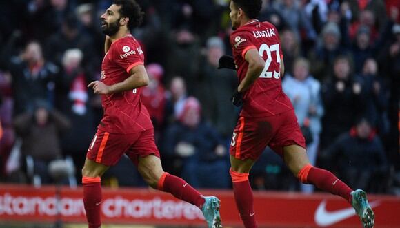Luis Díaz y Mohamed Salah en Liverpool. (Foto: AFP)
