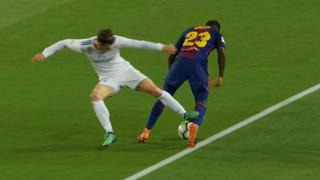 ¡Y no le sacó ni amarilla! El brutal planchazo de Bale a Umtiti en Clásico español [VIDEO]