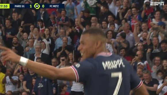 Kylian Mbappé anotó un doblete para el 2-0 de PSG vs. Metz. (Captura: ESPN)