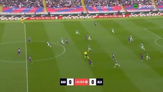 ¡A los 17 segundos! El gol de Samu Omorodion para el 1-0 de Alavés vs. Barcelona [VIDEO]