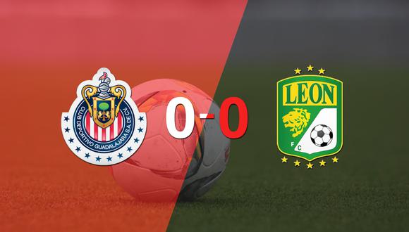 Chivas y León igualaron sin goles en el marcador