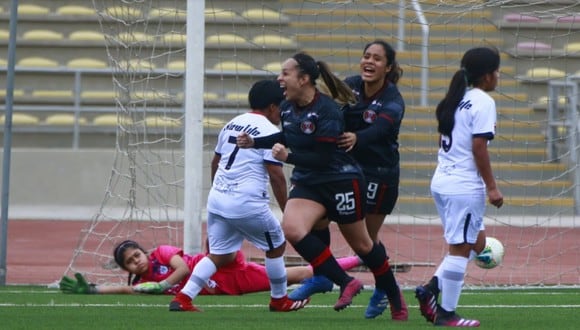 Andrea Kcomt fichó el 2021 por Atlético Trujillo para disputar la Liga Femenina.