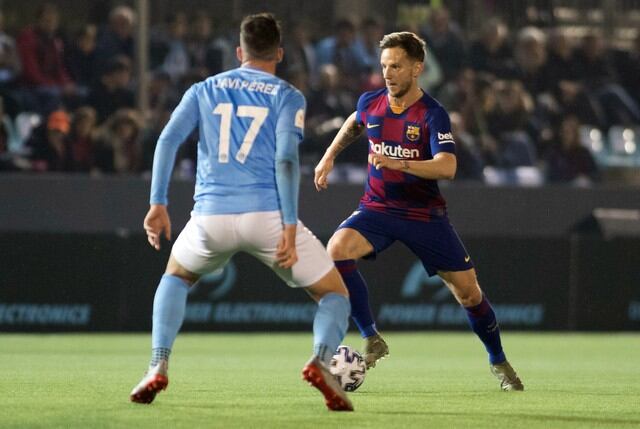 Rakitic sigue en el Barcelona.