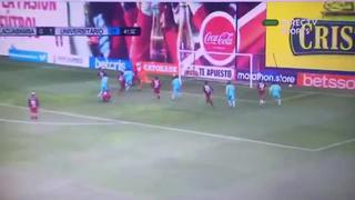 Tremendo error de Carvallo: Llacuabamba casi anota el gol del empate, pero el palo salvó a la 'U' [VIDEO]