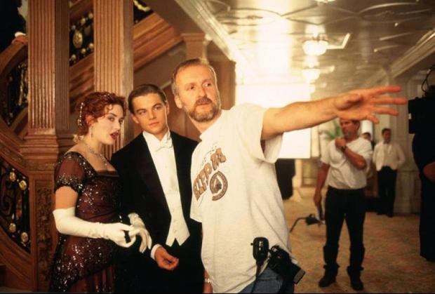 Kate Winslet, Leonardo Di Caprio y James Cameron en el rodaje de "Titanic" de 1997  (Foto: 20th Century Fox)