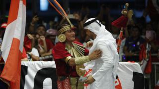 Así se vivió el abrazo entre Qatar y Perú a poco del partido por el repechaje mundialista [FOTOS]