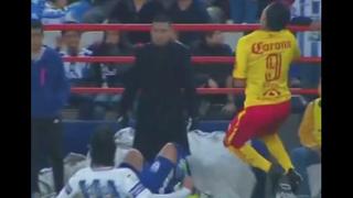 A las duchas: la terrible falta que recibió Ruidíaz y que provocó expulsión de jugador de Pachuca