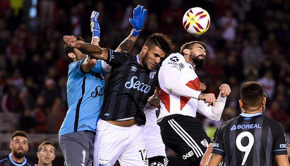 Tucumán cayó ante River pero avanzó a 'semis' de la Copa de la Superliga. (Getty)