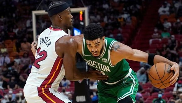 Miami Heat vs. Boston Celtics EN VIVO: fecha y horarios del Juego 1 de la Final de Conferencia Este de la NBA. (Foto: AP)
