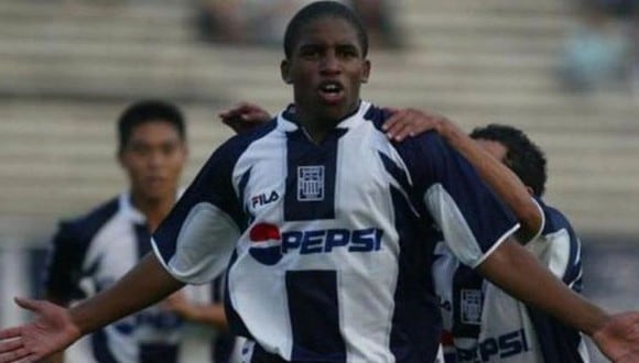 Jefferson Farfán jugó en Alianza Lima entre el 2001 y 2004. (Foto: GEC)