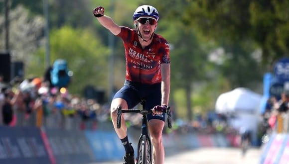 Irlandés Dan Martín ganó la Etapa 17 del Giro de Italia 2021. (ESPN Twiiter)