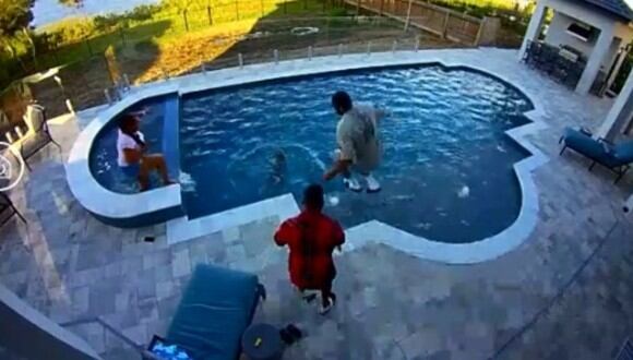 Andre Drummond salva a su hijo de ahogarse en una piscina y la escena se vuelve viral. (Foto: @AndreDrummond)