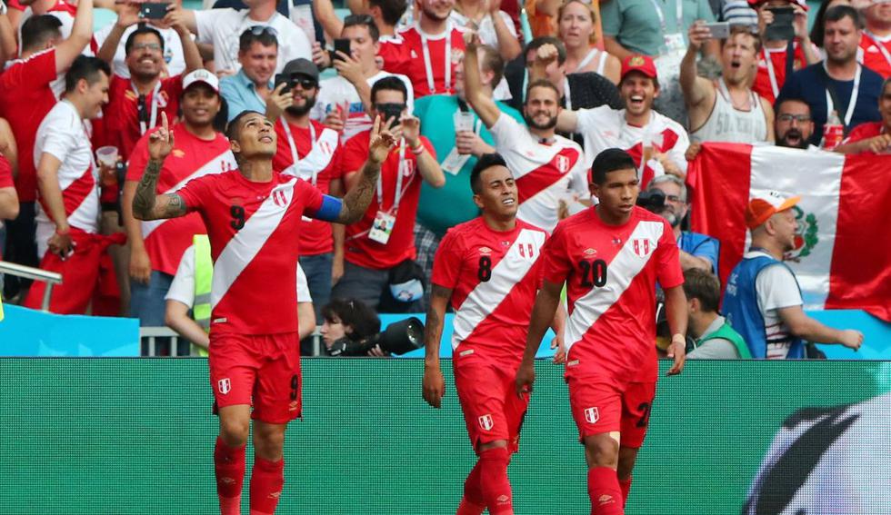 Paolo Guerrero marcó el segundo gol de Perú ante Australia. (Foto: Reuters)