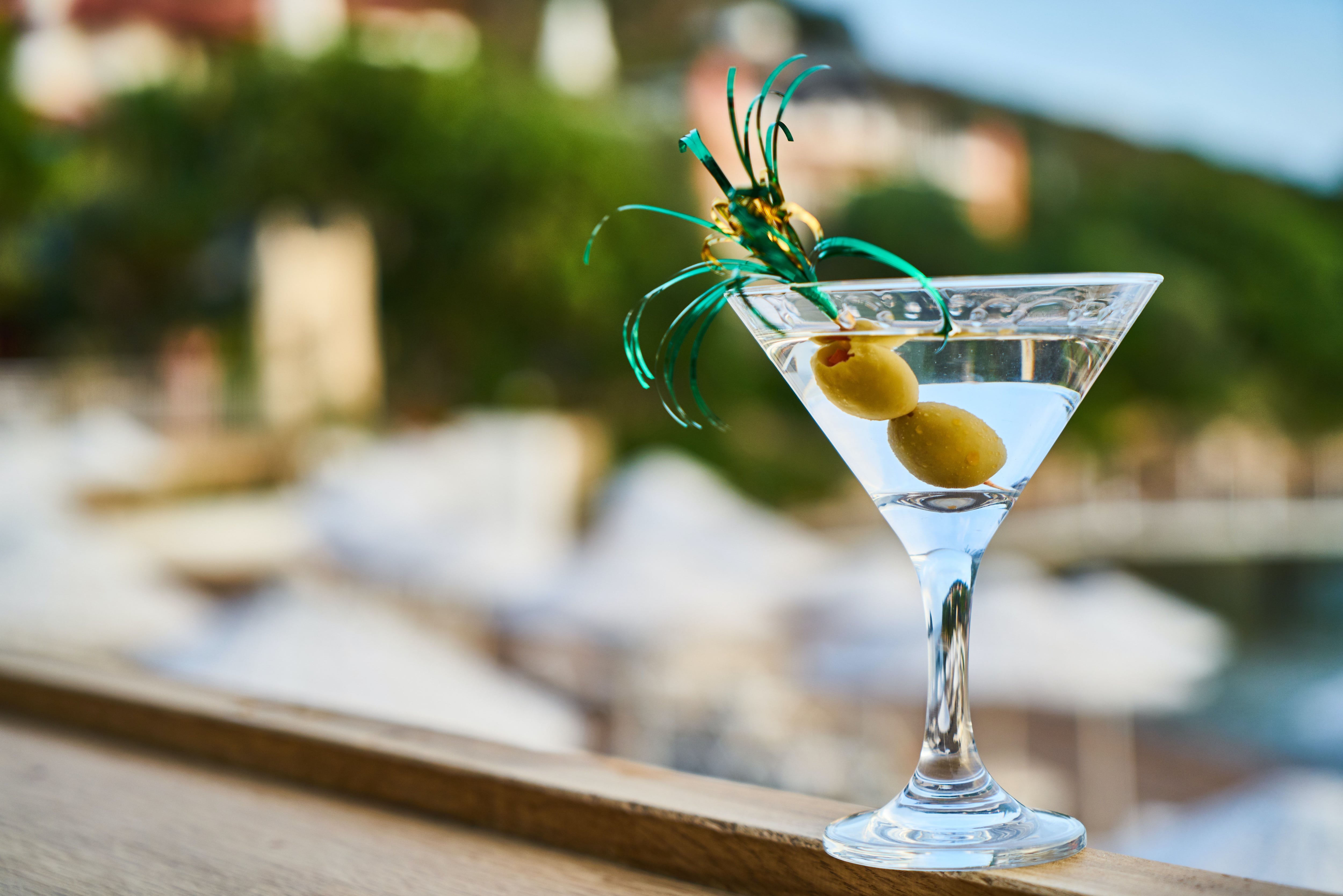 Martini. (Engin Akyurt | Flickr)