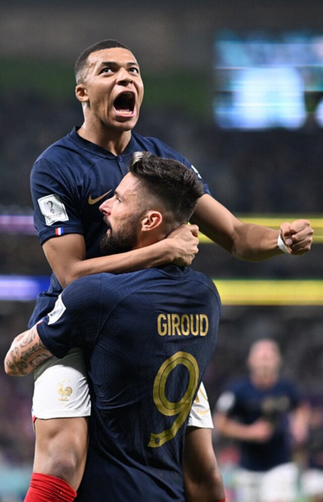 Francia acumula tres victorias en la Copa del Mundo. Entre Mbappé y Giroud marcaron 8 goles. (Foto: AFP).