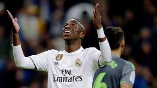 "Al menos que consulte el VAR": Vinicius, enérgico tras polémica en caída ante la Real Sociedad