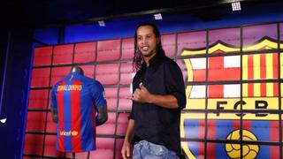 Leyenda viva: Ronaldinho fue presentado como nuevo embajador del FC Barcelona