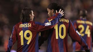 Emoción de Ronaldinho por recordar la primera vez que vio a Lionel Messi [VIDEO]