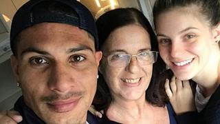 Paolo Guerrero: la mamá de Thaísa Leal defendió al jugador con este mensaje