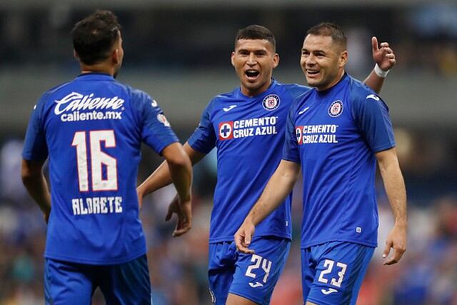 Club: Cruz Azul | Empresa: Cementera Cruz Azul. (Getty)