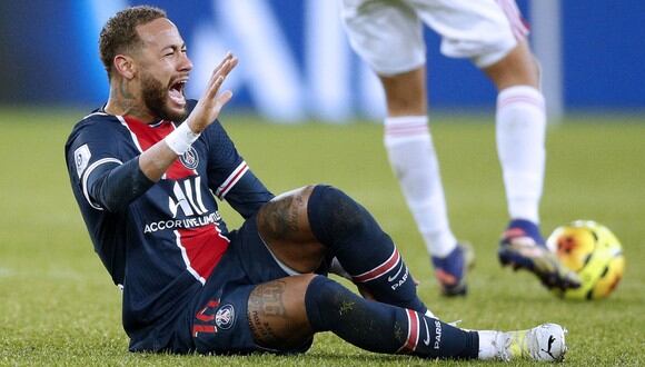 Neymar sufrió una lesión en el PSG vs. Lyon de la Ligue 1 (Foto: EFE)