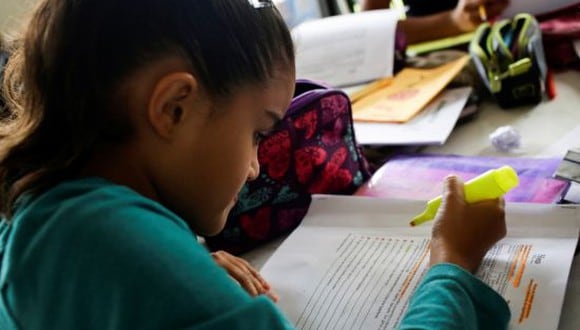 SEP Boleta Escolar: conoce cómo y dónde descarga las primeras boletas escolares desde tu celular en México. (Foto: Getty)