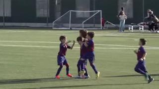 Lleva la ’10′ del Barça y es diestro: Thiago Messi se lució con doblete en aplastante goleada de las inferiores [VIDEO]