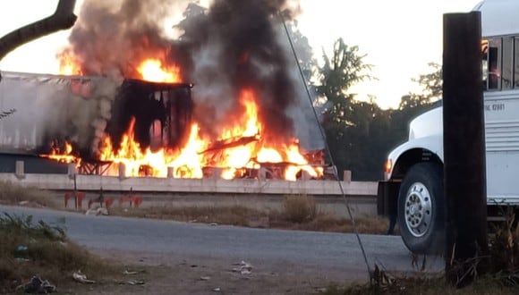 Culiacán amaneció en llamas, con bloqueos, balaceras y más. Sigue en vivo las últimas noticias. Foto: Twitter