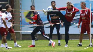 Selección Peruana: Ricardo Garcea volvió a lucirse en una 'pichanguita' de fútbol tenis