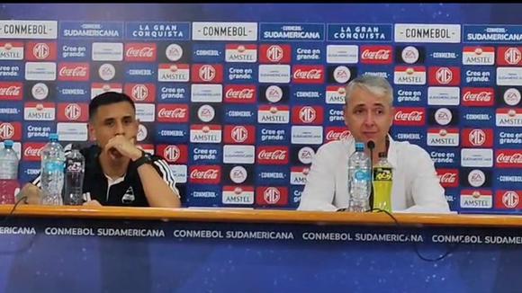 Tiago Nunes declaró tras la derrota de Sporting Cristal ante Emelec. (Video: Roy Galdos)