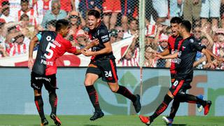 ¡Horrible! la mezcla de colores en el uniforme de Colón para enfrentar a Talleres de Córdoba